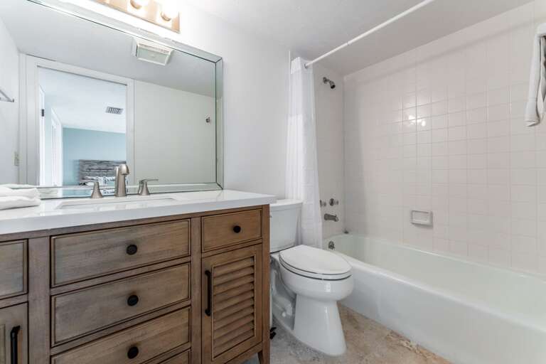 Tile Shower/Tub Combo in the Guest Bathroom Tile Shower/Tub Combo in the Guest Bathroom