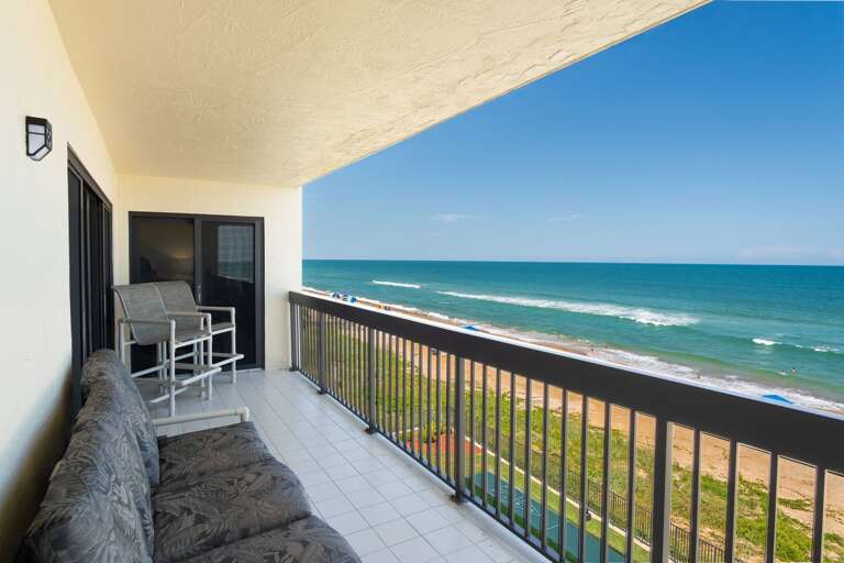 4th Floor Balcony 4th Floor Balcony