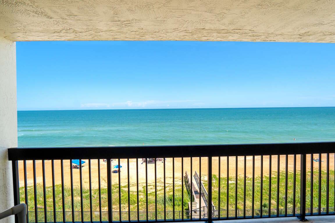 4th Floor Balcony 4th Floor Balcony