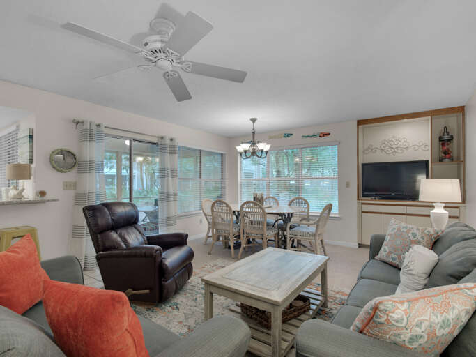 Hidden Dunes Cottage 200 Miramar Beach Florida 2 Bedroom Vacation Condo for Rent with Pool and