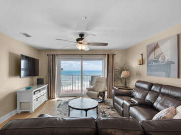 Welcome to Emerald Dunes 403