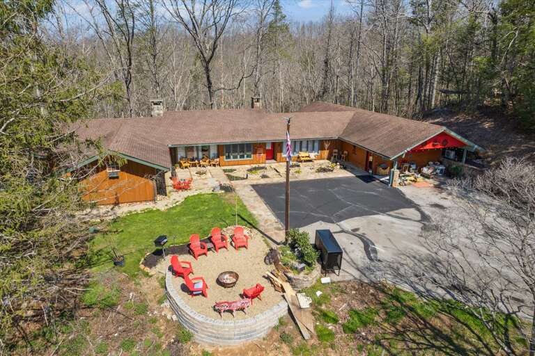 Buckhorn Lodge #3115: 3-Bedroom Cabin in Gatlinburg, TN, Ideal Getaway