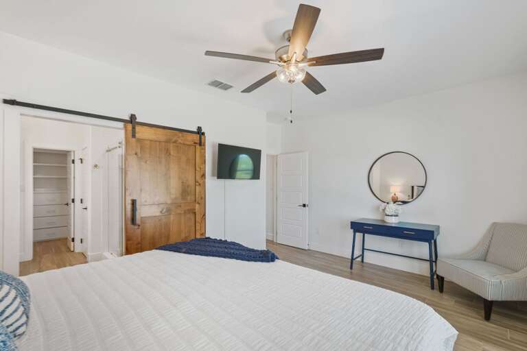 Downstairs primary w/ en-suite