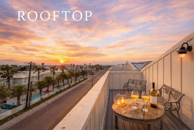 Mango Cay #204- Walk to beach, rooftop deck, elevator