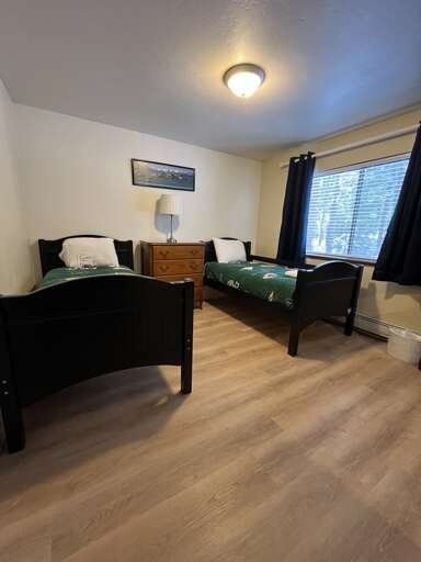 Upstairs Bedroom 2 Twins Upstairs Bedroom 2 Twins