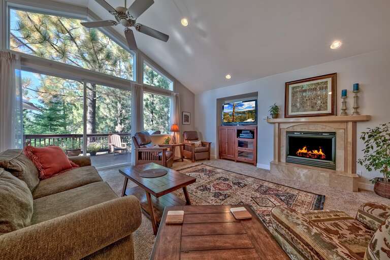 Fantastic windows, gas fireplace, flat screen TV, perfect place to relax.