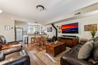1200W21 The Mountain Condo