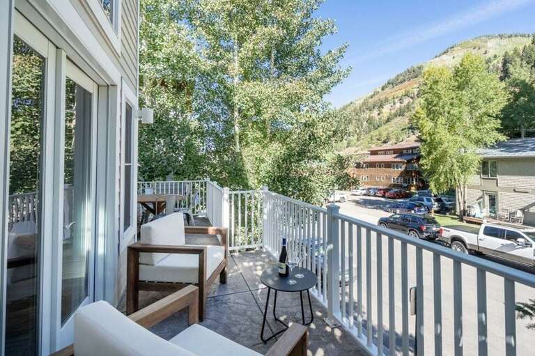 The Living area allows access to the private front deck. The Living area allows access to the private front deck.