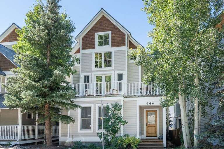 Located in a quiet residential part of town just blocks from the shops and nightlife in downtown Telluride. Located in a quiet residential part of town just blocks from the shops and nightlife in downtown Telluride.