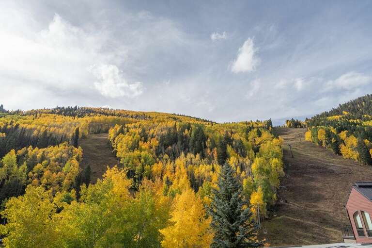 Cimarron Lodge has some of the best views in town!