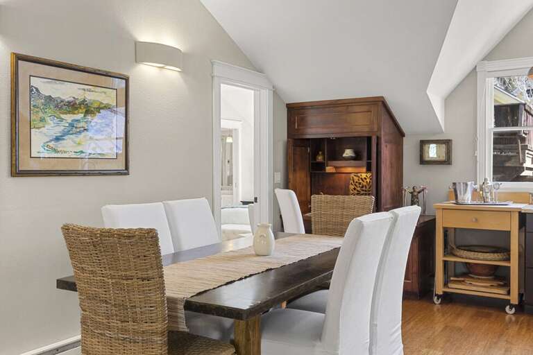 dining table seats 6+ and is the perfect place to enjoy a meal.