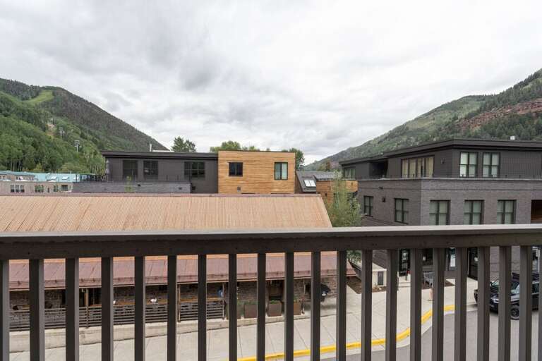 Central location Telluride, Colorado shared decks, views Central location Telluride, Colorado shared decks, views
