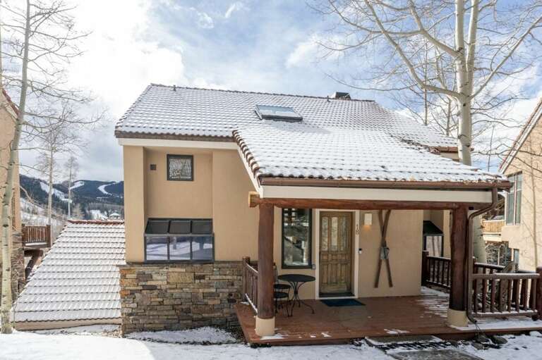 This home is elevated over the ridge for an unobstructed view of the ski area. This home is elevated over the ridge for an unobstructed view of the ski area.