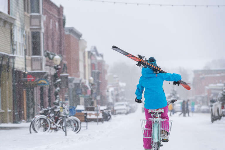 When it's time to take a break from carving turns, Telluride serves up a wide array of frosty fun from fat biking and nordic skiing to sledding with the kids.