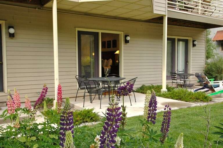 Enjoy your morning coffee on your own patio, overlooking the garden & the San Miguel River. Enjoy your morning coffee on your own patio, overlooking the garden & the San Miguel River.