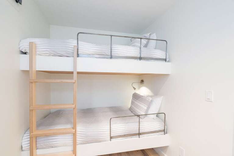 Viking Lodge 206 - custom bunk beds.