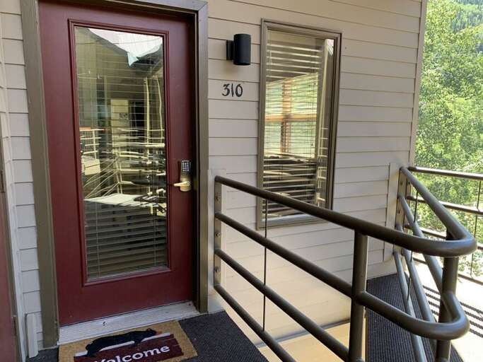 The top floor, corner location provides additional privacy, space, and views.