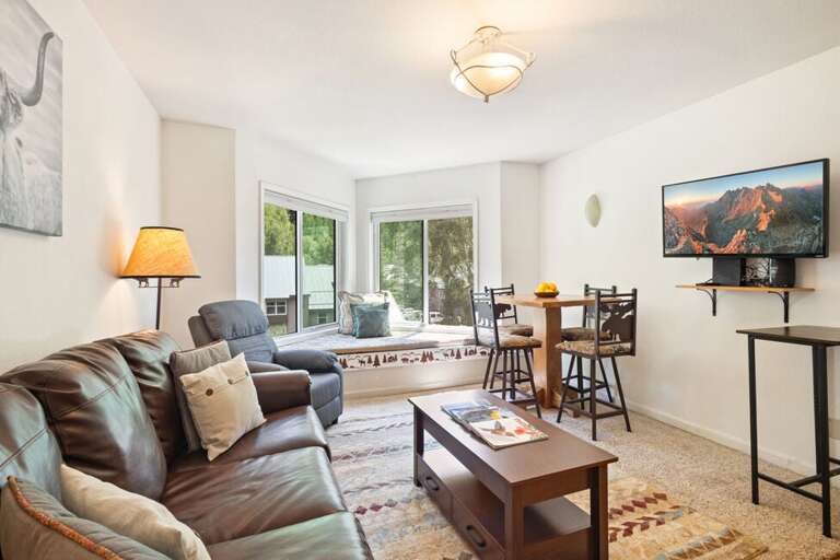 Living & Dining area