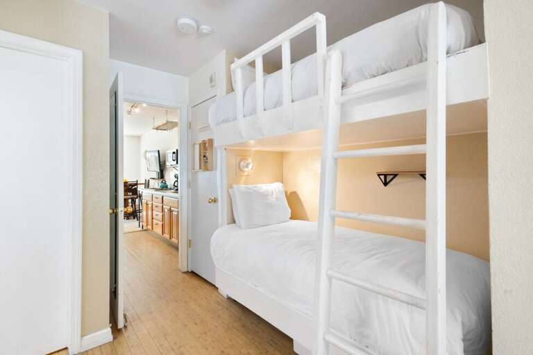 Single bunks (ideal for kids only)