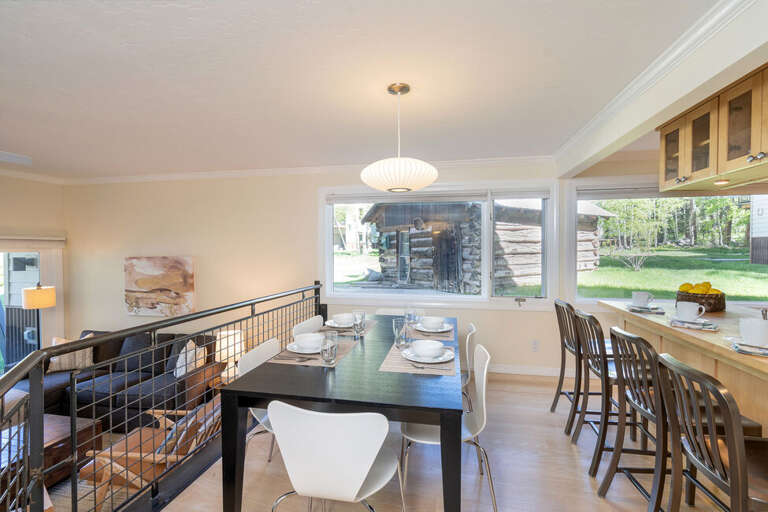 6 seat dining table for family and guests. 6 seat dining table for family and guests.