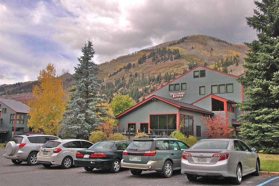 Telluride Lodge spa area on the south side of the 400 building. Telluride Lodge spa area on the south side of the 400 building.