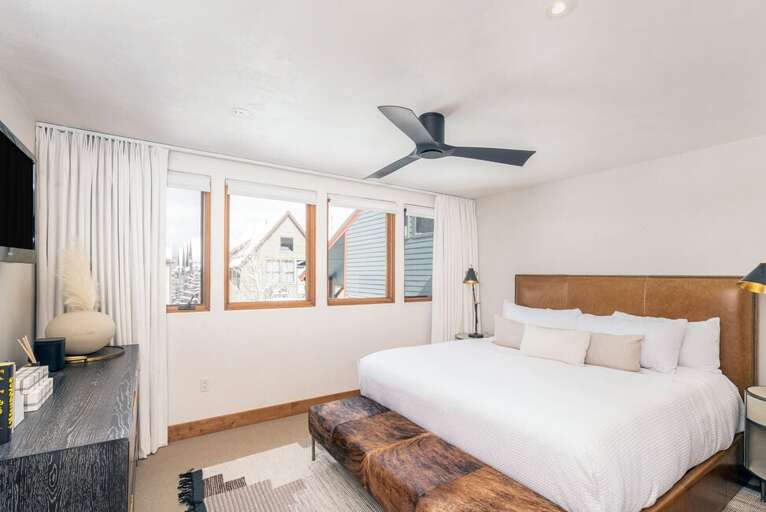 The third level of this unit features the Primary King bedroom with ensuite bathroom. The third level of this unit features the Primary King bedroom with ensuite bathroom.