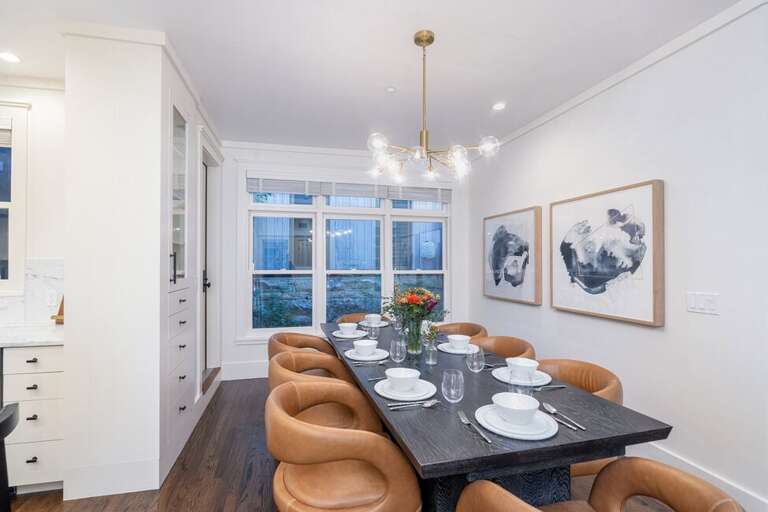 425 Depot was designed as a family friendly home, the ideal home base for all your Telluride Adventures.  Features Spacious Dining area that seats 8.