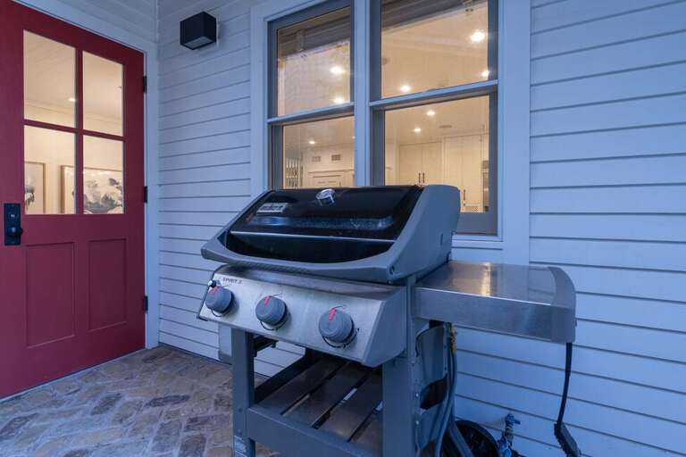 Perfect Grilling Patio right off the Kitchen Area.