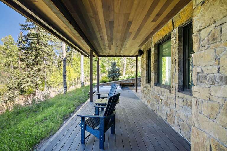 Ground floor porch area, great for watching sunsets and sipping beverages.