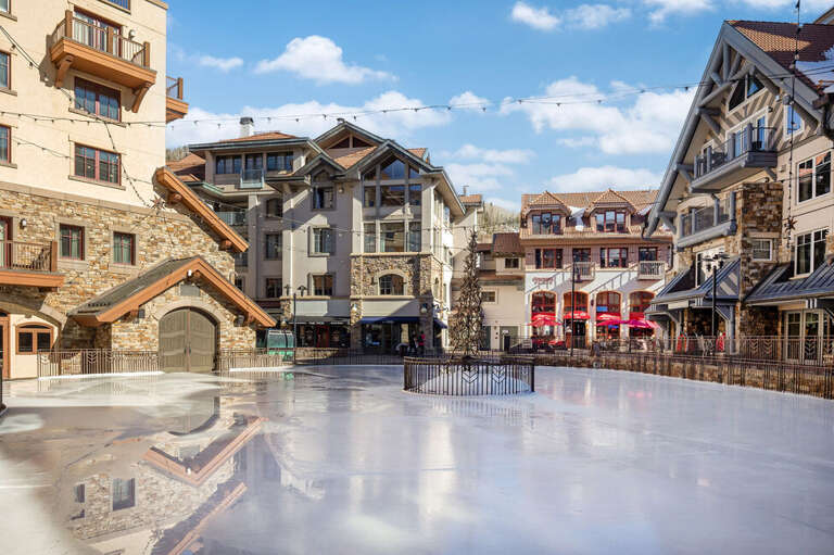 Enjoy ice skating, live music and amazing eats while you explore the Village Core.