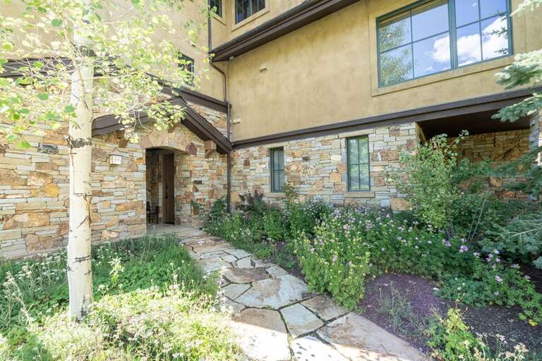 Easy access to the condo. Apartment door can be accessed from the basement Garage. A ski Locker is available for guests right around the corner from the main entrance.