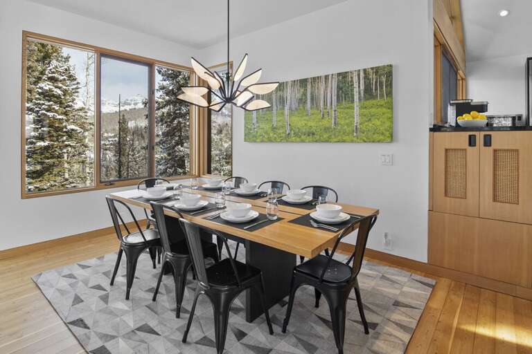 Dinning room seating for 8