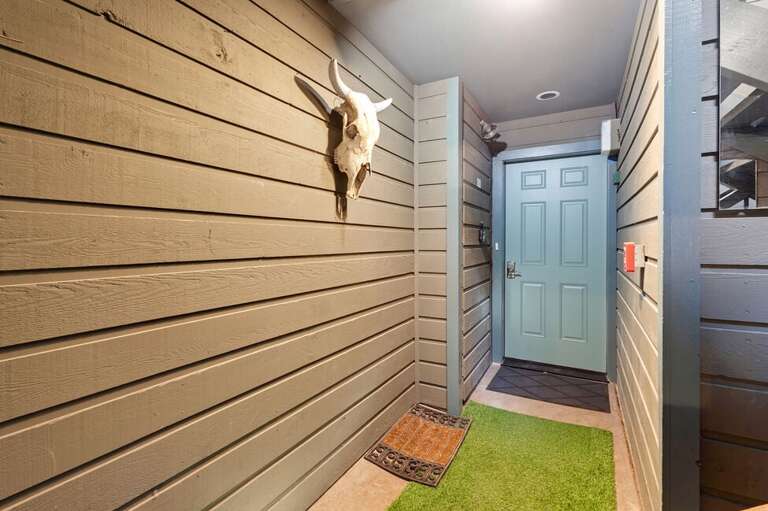 Outside private entry area before entering the condo.