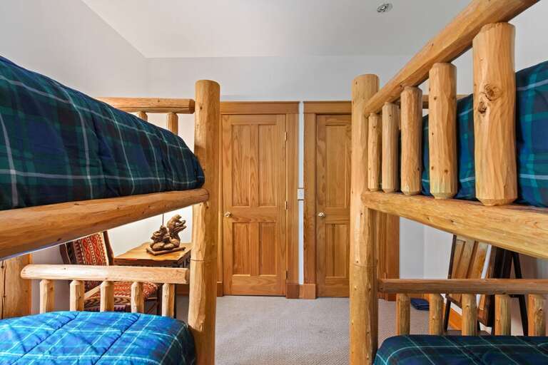 Large room with plenty of space, the bunk room features 4 single beds.
