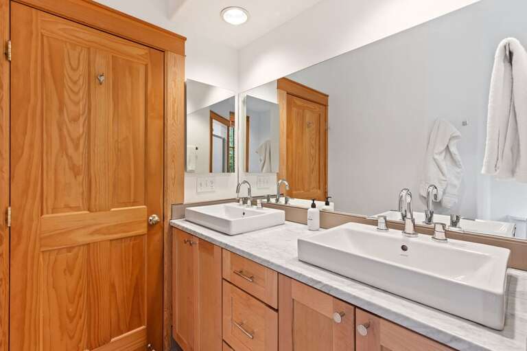 The Primary Ensuite features a double vanity, step in shower and giant soaking tub. The Primary Ensuite features a double vanity, step in shower and giant soaking tub.