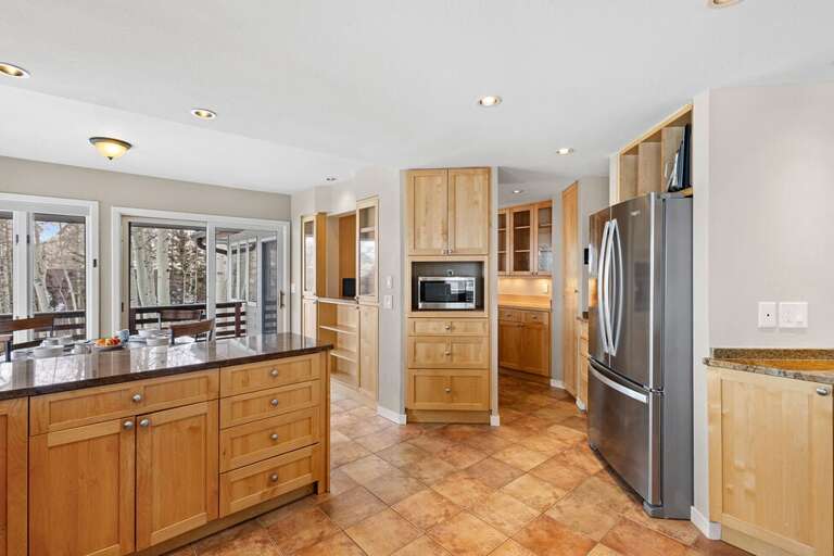 Spacious open Kitchen