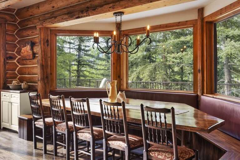 Bench seating for the whole family, seats 15+