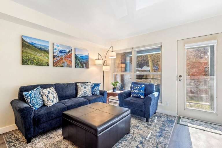 Cozy living area for afternoon tea, family movie night or just to enjoy the amazing view.