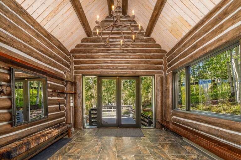 Spacious, airy entry way.