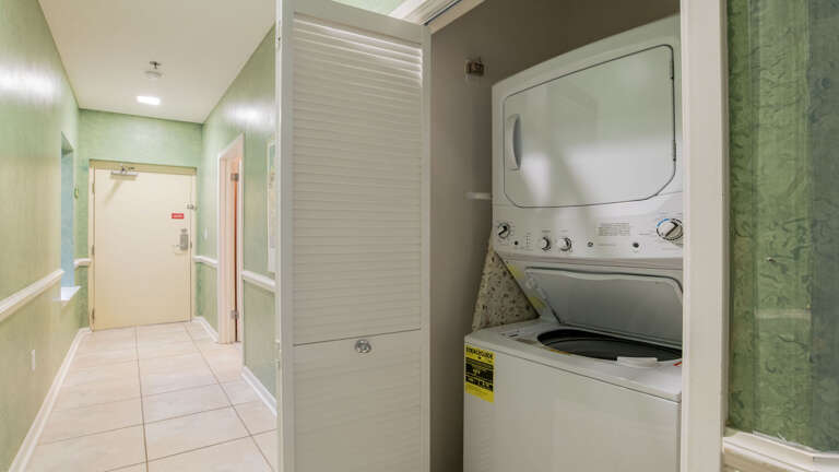 Phoenix VI 106 Laundry