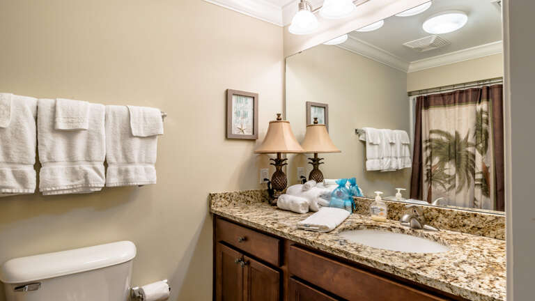 Phoenix Gulf Shores 2202 Bath off 3rd bedroom Phoenix Gulf Shores 2202 Bath off 3rd bedroom