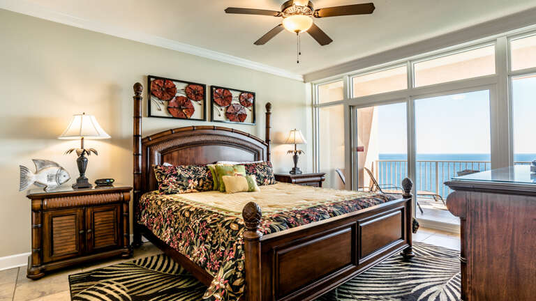 Phoenix Gulf Shores 2202 Master bedroom Phoenix Gulf Shores 2202 Master bedroom