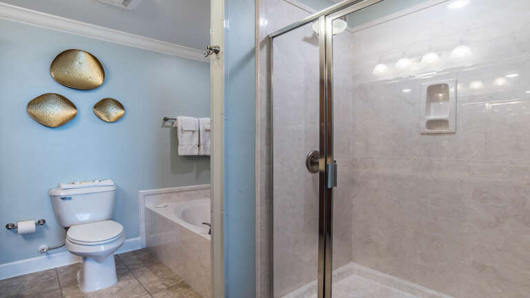 Phoenix Gulf Shores 601 Master bath
