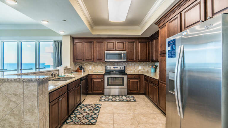 Phoenix Gulf Shores 601 Kitchen