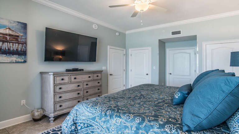Phoenix Gulf Shores 601 Master bedroom