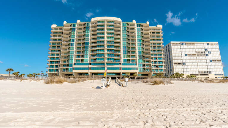 Phoenix IX Directly on the Beach!!