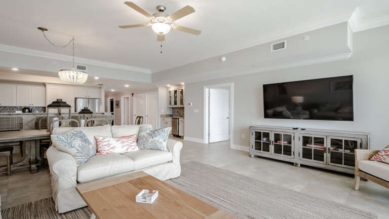 Phoenix Orange Beach 1105 Living room