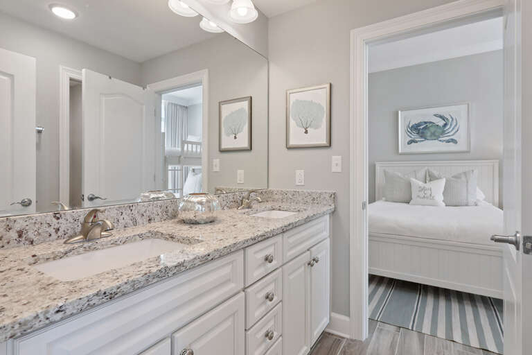 Phoenix Orange Beach 1606 Jack/Jill Bath between 3rd and 4th Bedrooms Phoenix Orange Beach 1606 Jack/Jill Bath between 3rd and 4th Bedrooms
