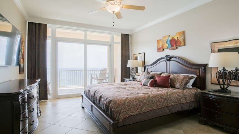 Phoenix Orange Beach 2104 Master bedroom