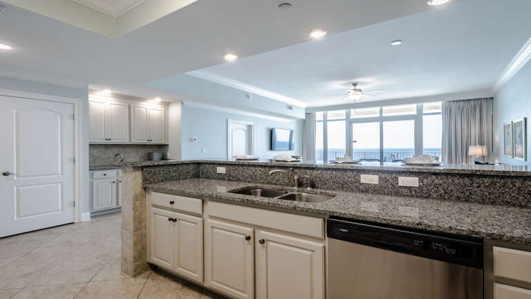 Phoenix Orange Beach 405 Kitchen
